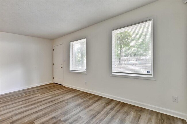 Building Photo - 4371 Springwood Terrace