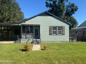 Building Photo - 216 Longview Dr