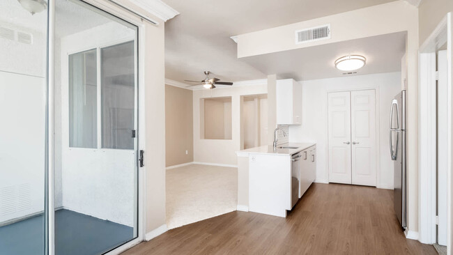 Dining Room with Patio and Hard Surface Flooring - City Pointe