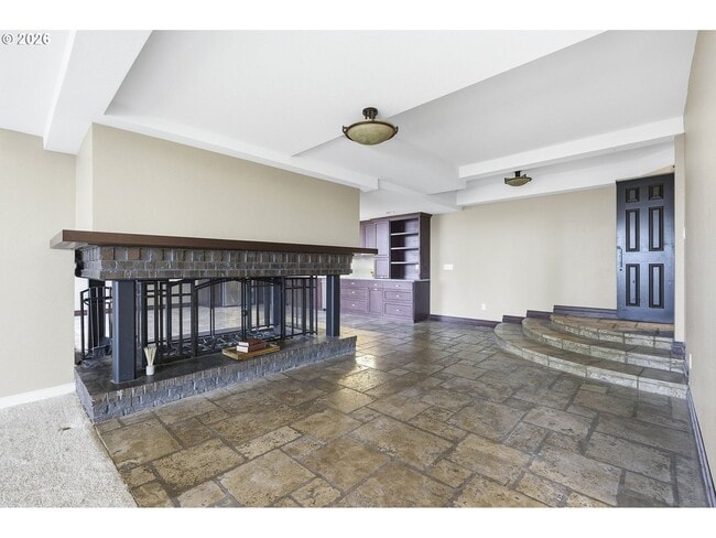 Building Photo - One-of-a-Kind 5BR Home with Floor-to-Ceiling Windows, Wraparound Decks & Breathtaking Treeline Views