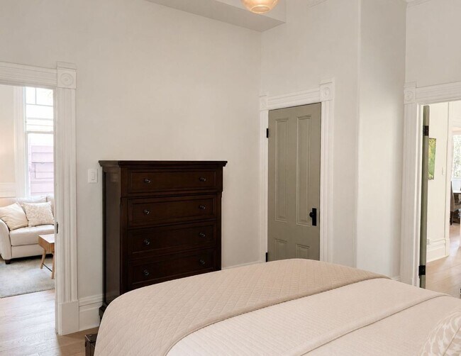 Building Photo - Timeless Character. Modern Lifestyle. Unbeatable Location.