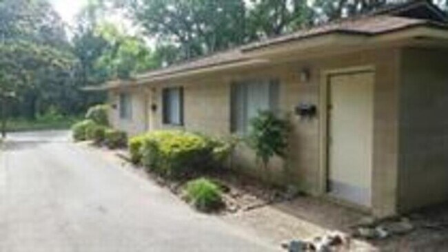 Building Photo - 1312#3 N. Adams St