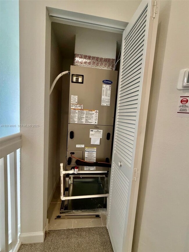 Building Photo - 2600 SE 25th St