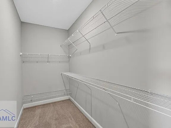 Building Photo - 589 Meloney Dr