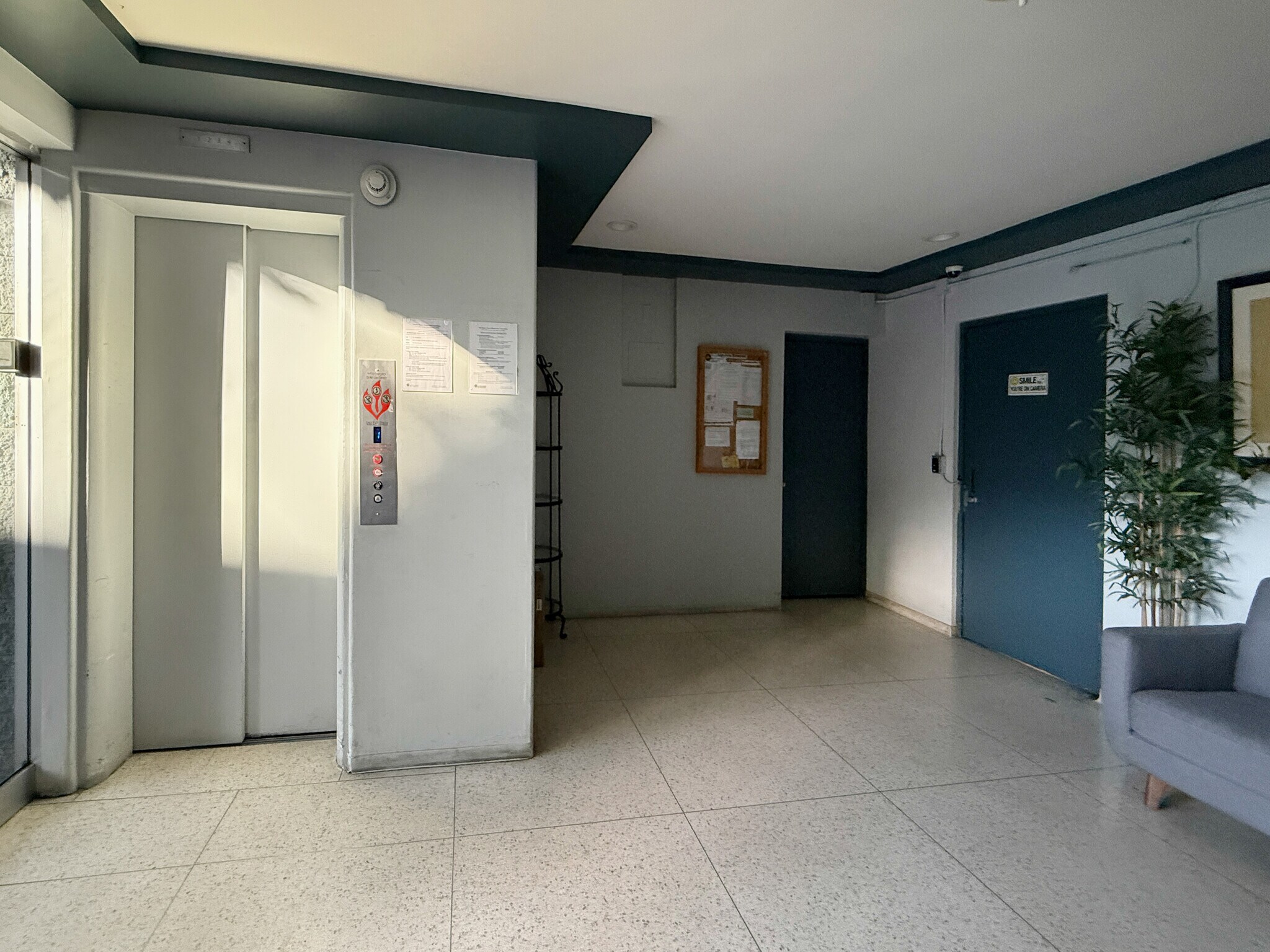 Building Photo - 250 Linden Ave