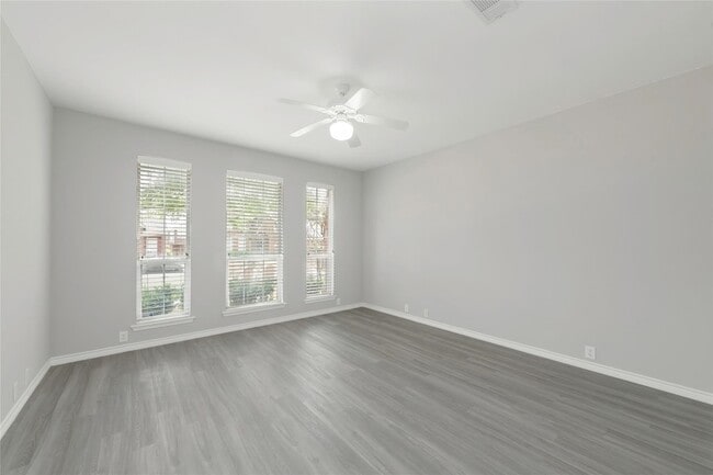 Building Photo - 2313 Hunters Run Dr