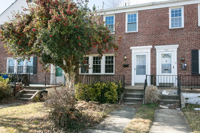 Building Photo - 1715 Glen Ridge Road