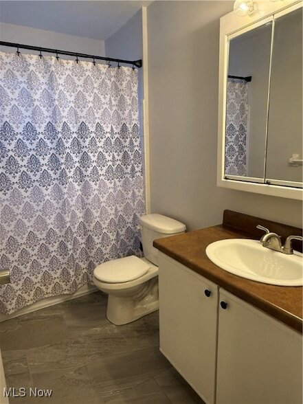 Building Photo - 193 Surrey Ln