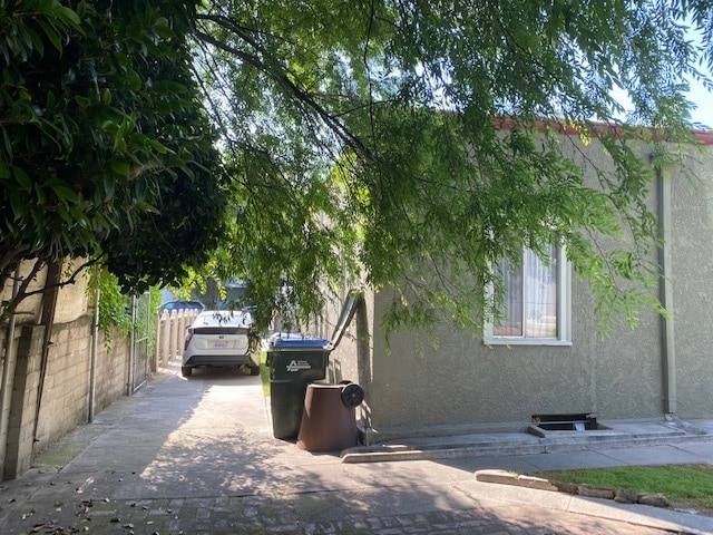 driveway - 1968 El Molino Ave