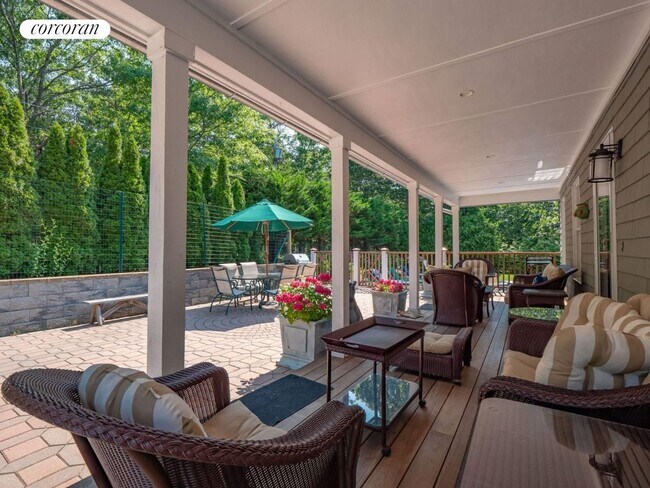 Building Photo - 84 Middle Hwy