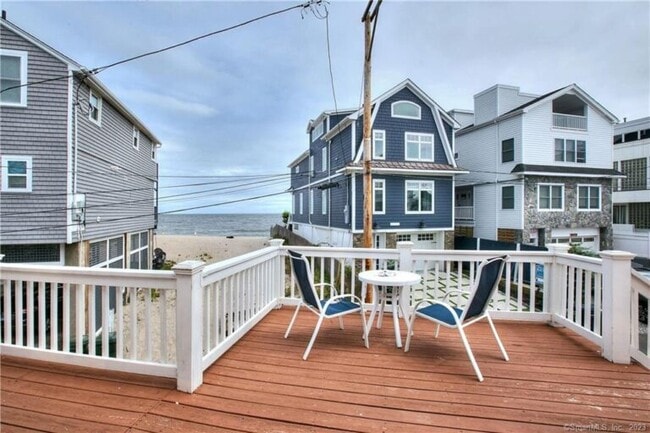 Building Photo - 1007 Fairfield Beach Rd
