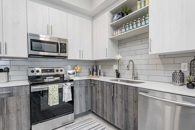 Building Photo - 9155 NW 57th St