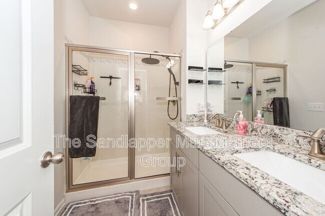 Building Photo - 139 Rowans Creek Dr
