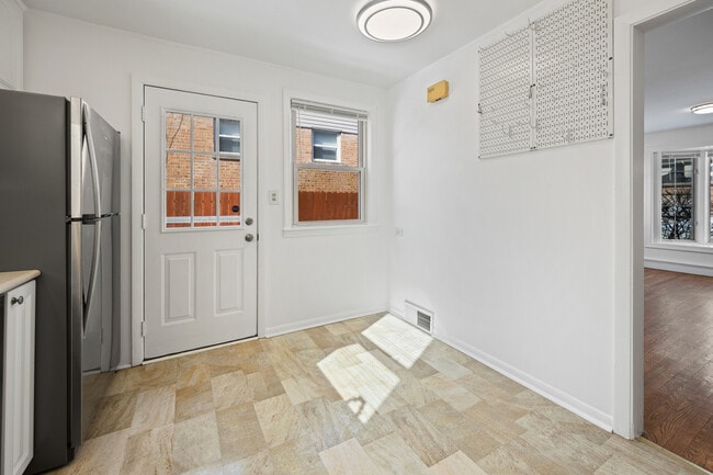 Building Photo - 41 Hackberry Ln