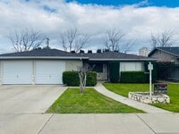 Building Photo - 3 Bedroom, 2 Bath Southside Home Near School and Park