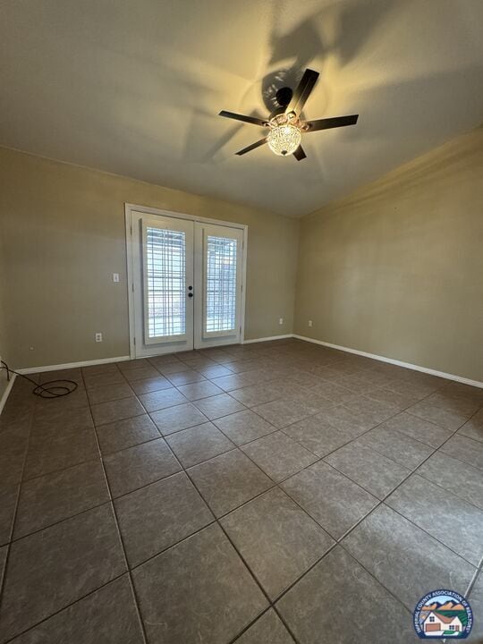 Building Photo - 1820 Canon Dr