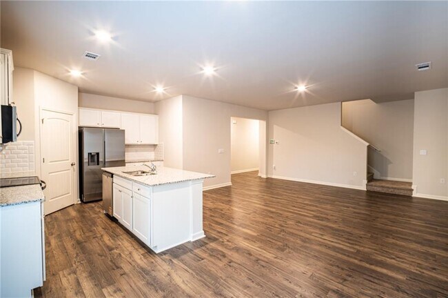 Building Photo - 25 Stoneybrook Dr