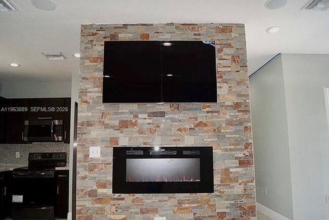 Building Photo - 601 NW 97th St