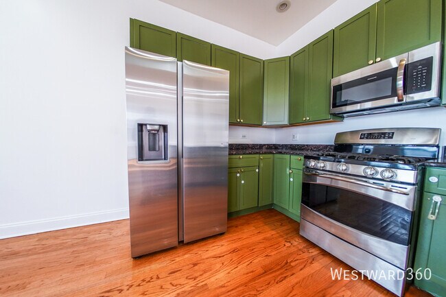 Building Photo - 5172 S Michigan Ave