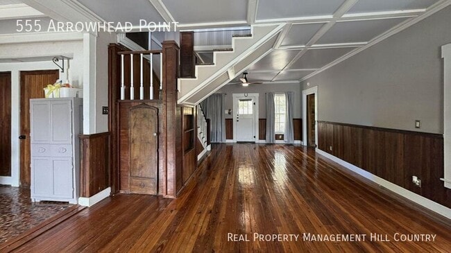 Building Photo - 555 Arrowhead Pt