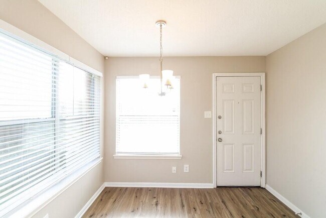 Building Photo - 304 Cedar Branch Dr
