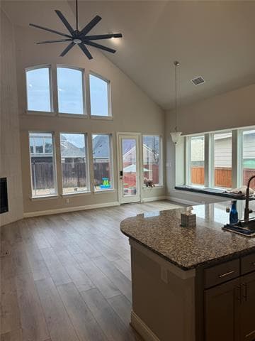 Building Photo - 106 Spanish Bluebell Dr