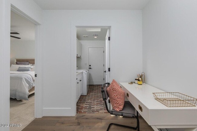 Building Photo - 22012 N 84th Pl