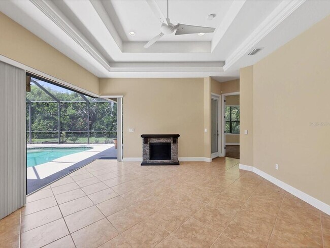 Building Photo - 4688 Tuscana Dr