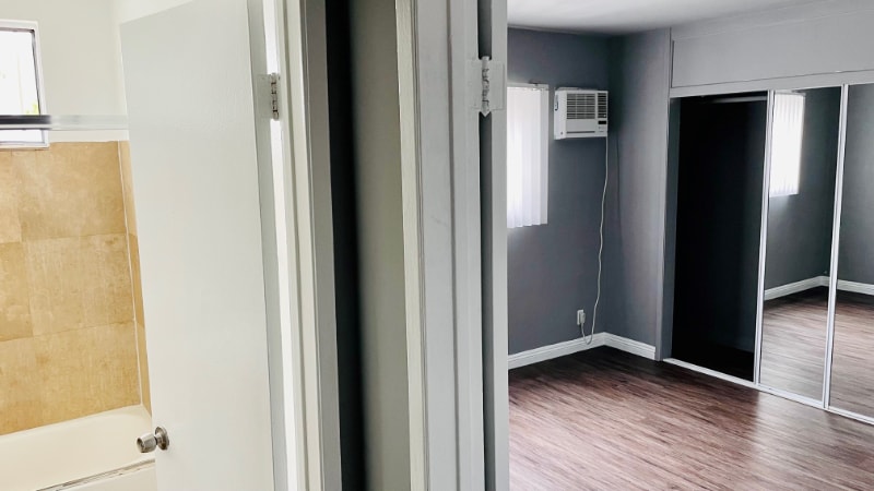 Building Photo - 12811 Caswell Ave