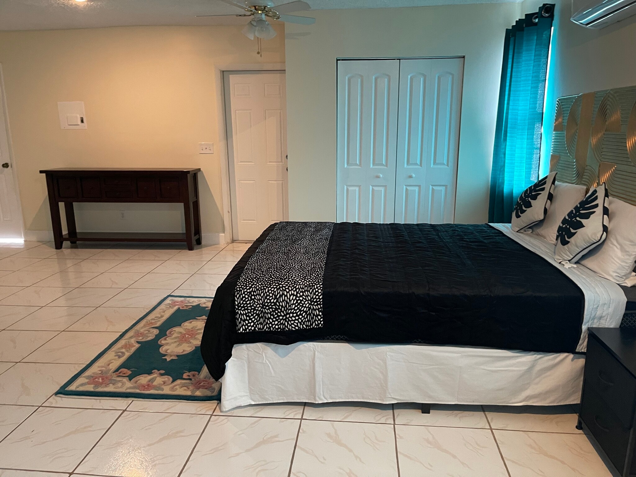 Building Photo - 12840 SW 11th Pl