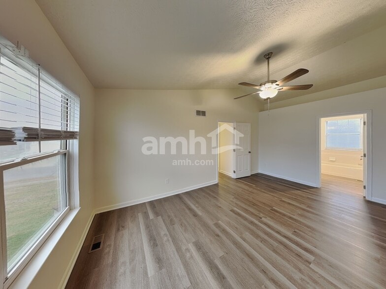 Building Photo - 8331 Priestley Dr