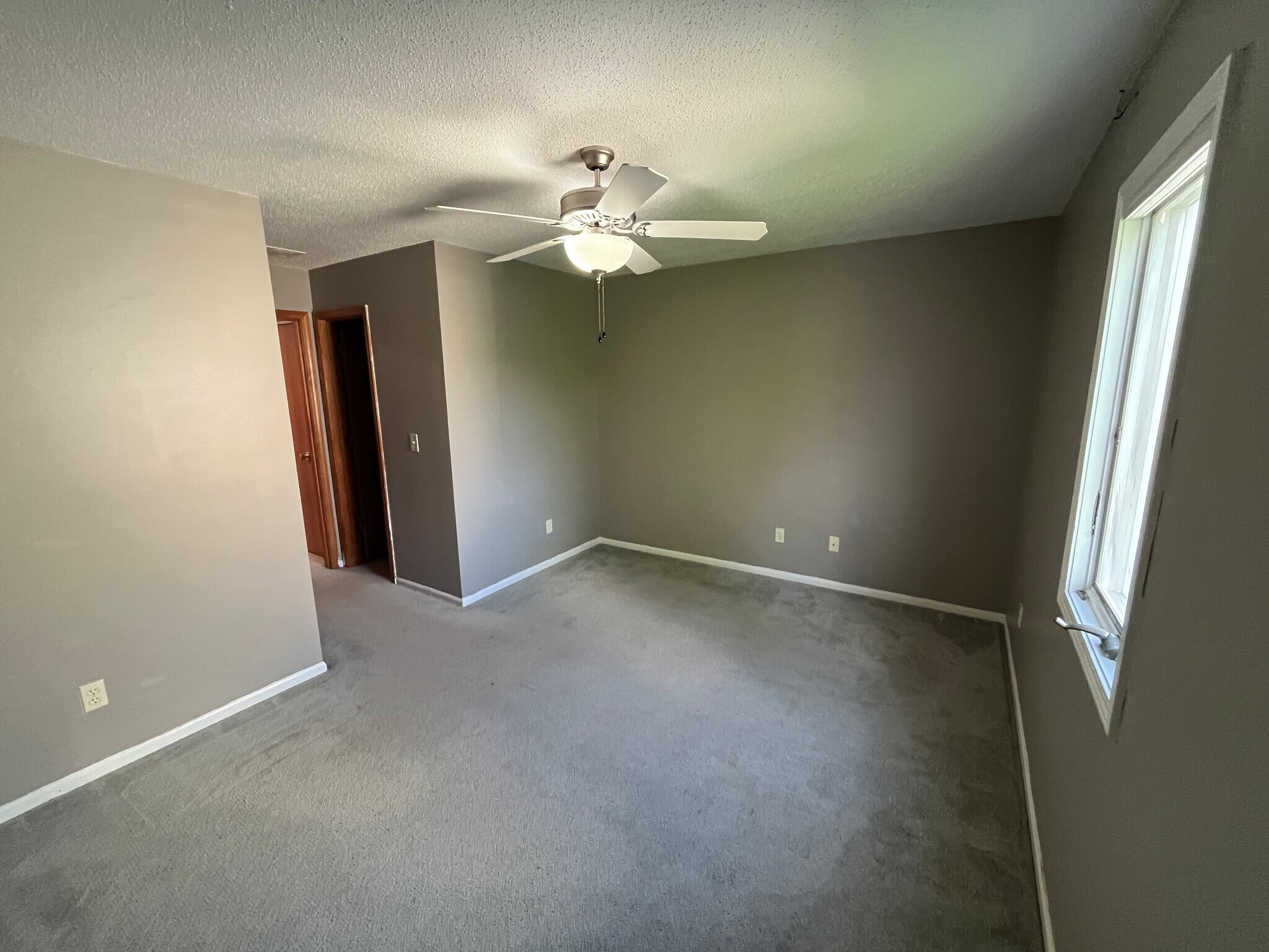 Building Photo - 7633 Irwin Pines Ct