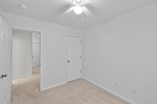 Building Photo - 8321 Glenwood Springs Ct