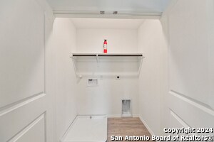 Building Photo - 10626 McClintock Dr