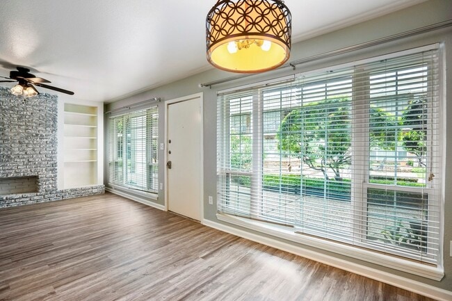 Building Photo - 5343 Richmond Ave.