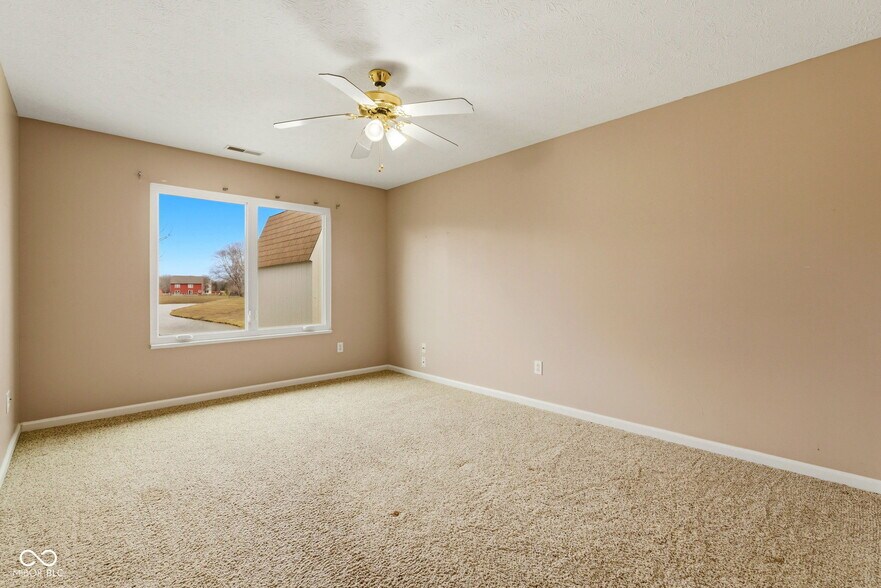 Building Photo - 781 Hollowood Ln