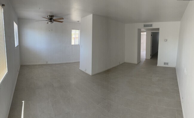 Building Photo - 1234 N Dodge Blvd