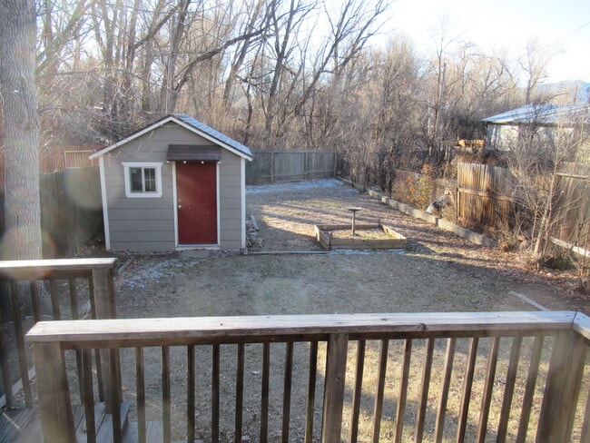 Building Photo - 615 E St Vrain St