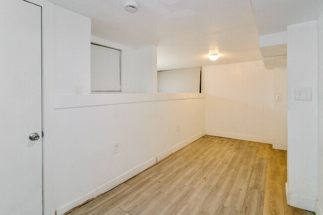 Building Photo - 3222-3224 S Adams Ave