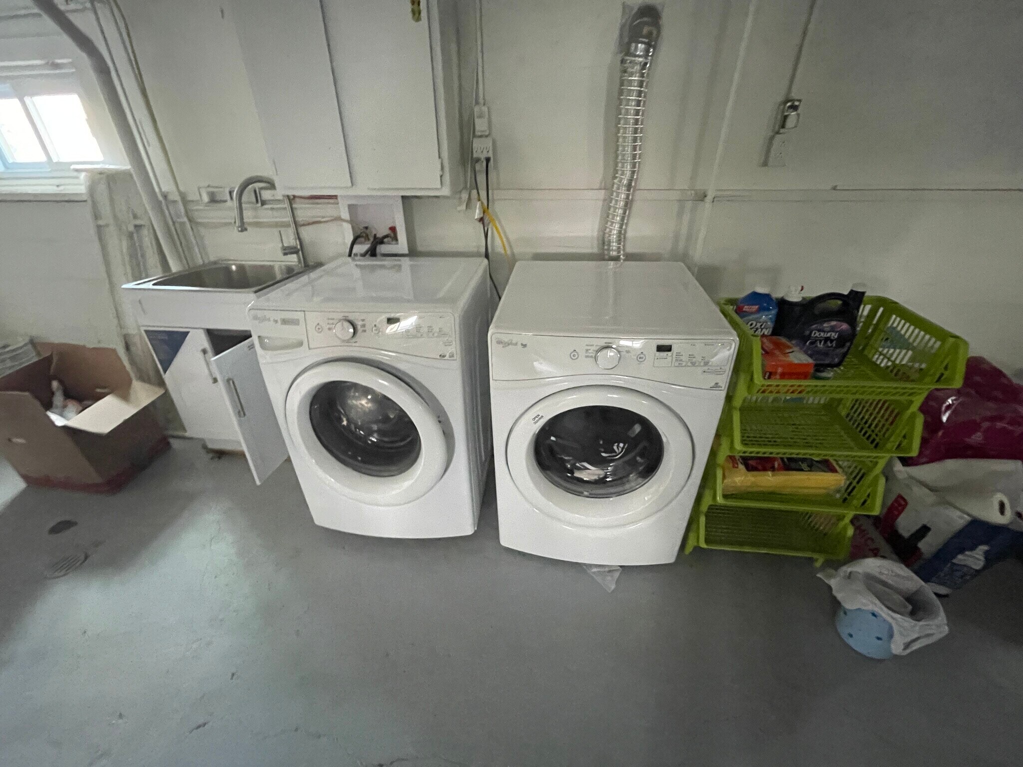 Building Photo - 1524 E Algonquin Rd