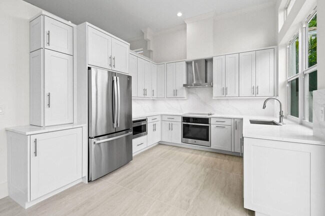 Building Photo - 118 Coral Cay Dr