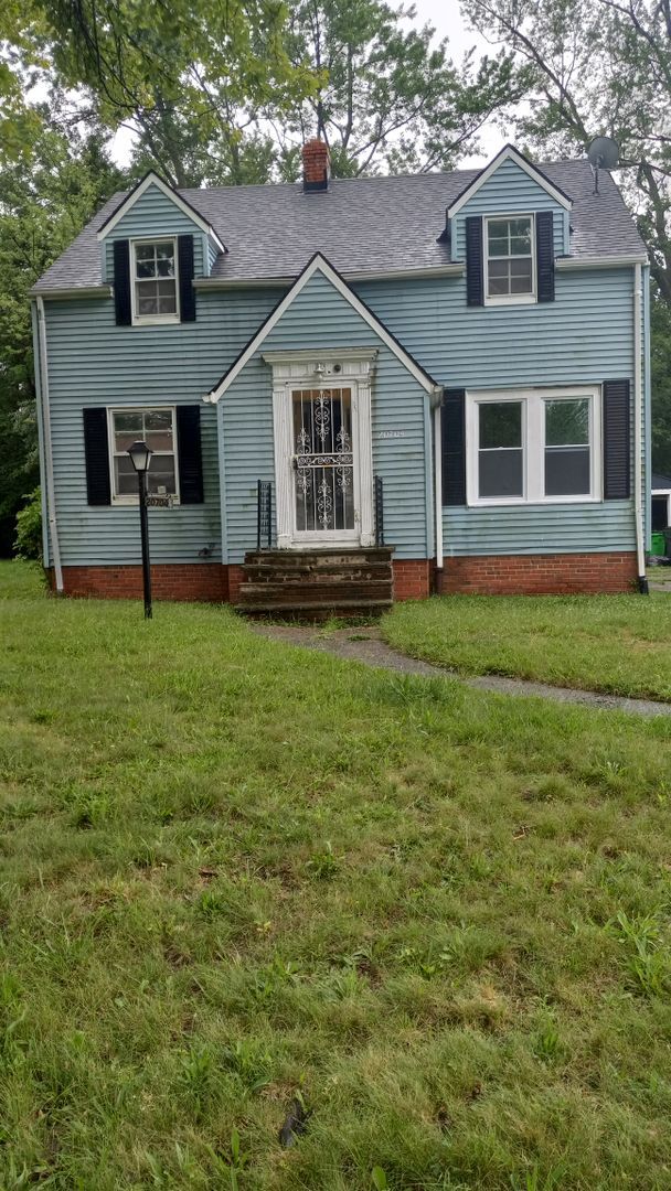 Primary Photo - 3 Bed 1.5 Bath Cape Cod