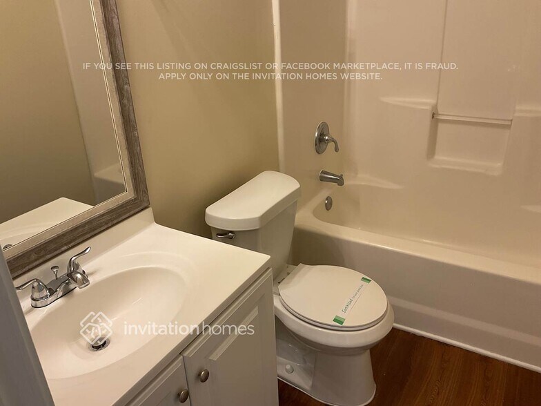 Building Photo - 8020 Caliber Woods Dr