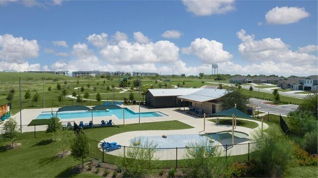 Building Photo - 330 Rioja