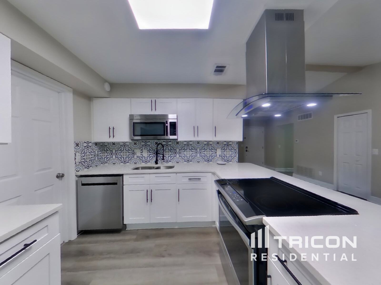 Building Photo - 1297 Voyager St