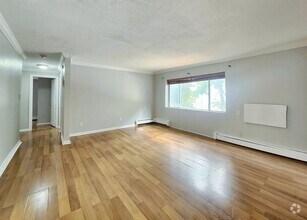 Building Photo - Heat and hot water included! 2 bed condo n...
