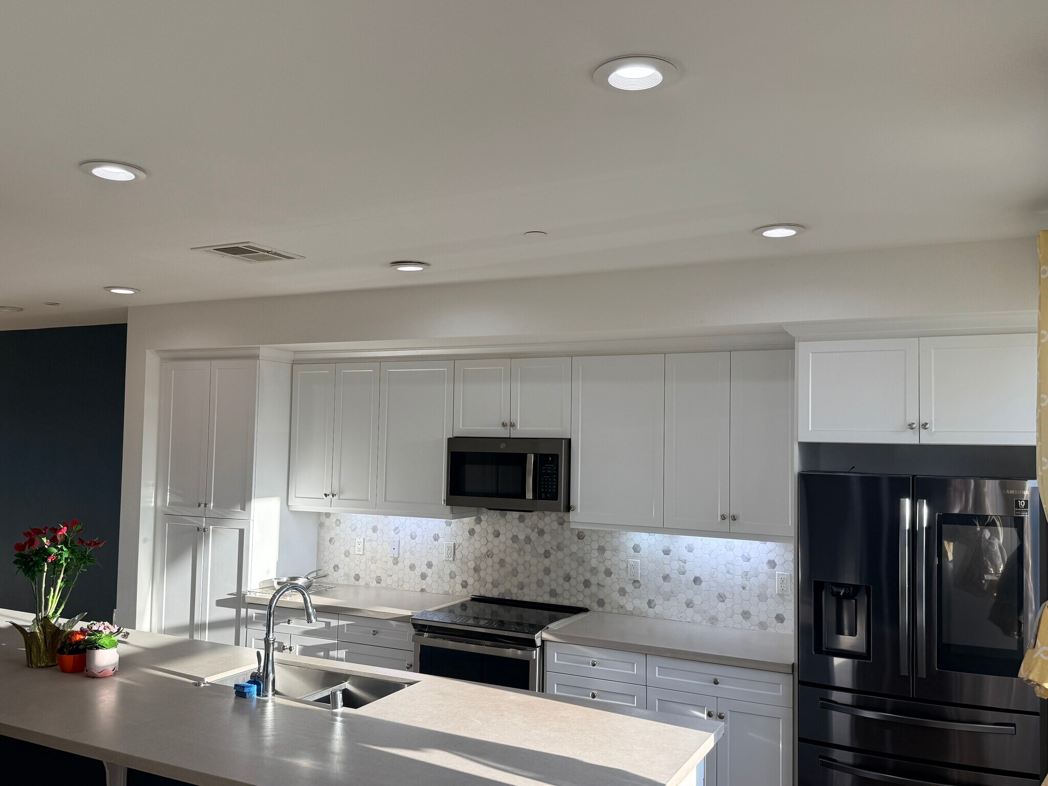 Building Photo - 30722 Sugarmill Ln