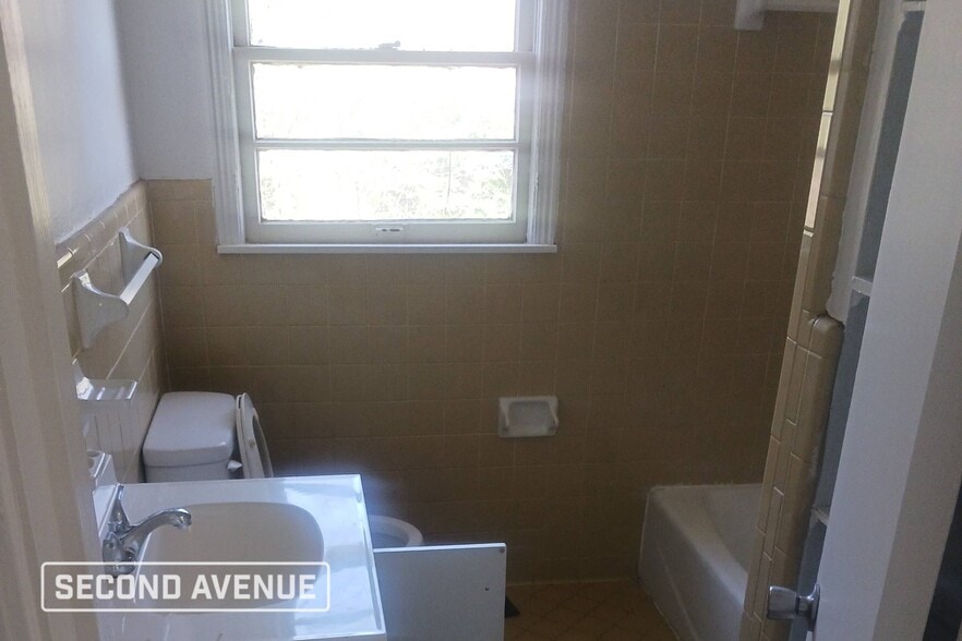 Building Photo - 9844 Greenlee Rd