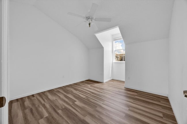 Building Photo - 2051 Island Brook Ln