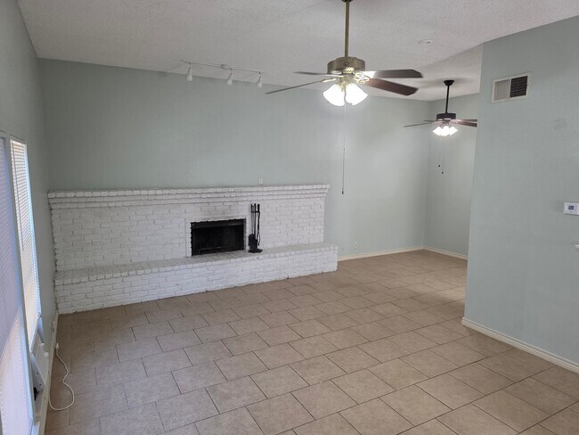 Building Photo - 13539 George Rd
